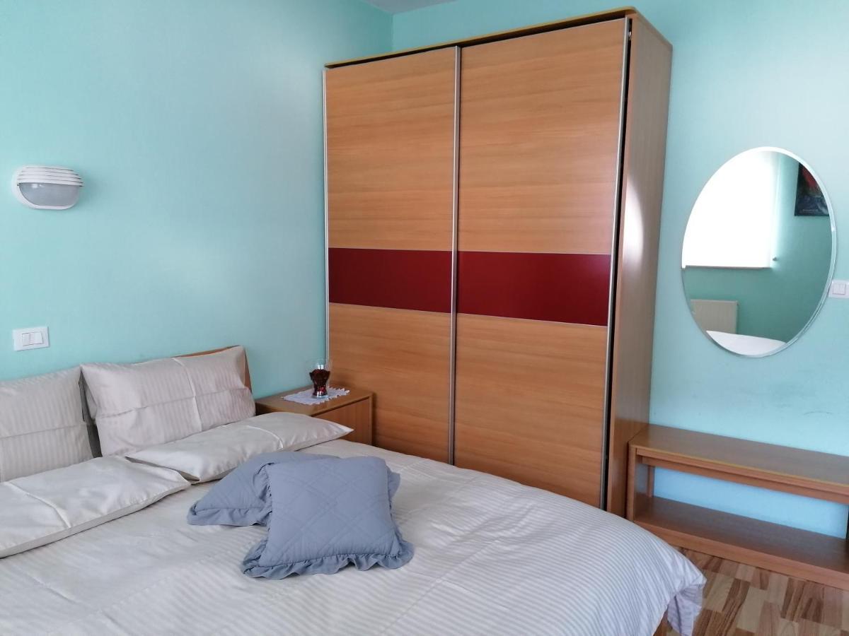 Apartment Modrina Kobarid Bagian luar foto